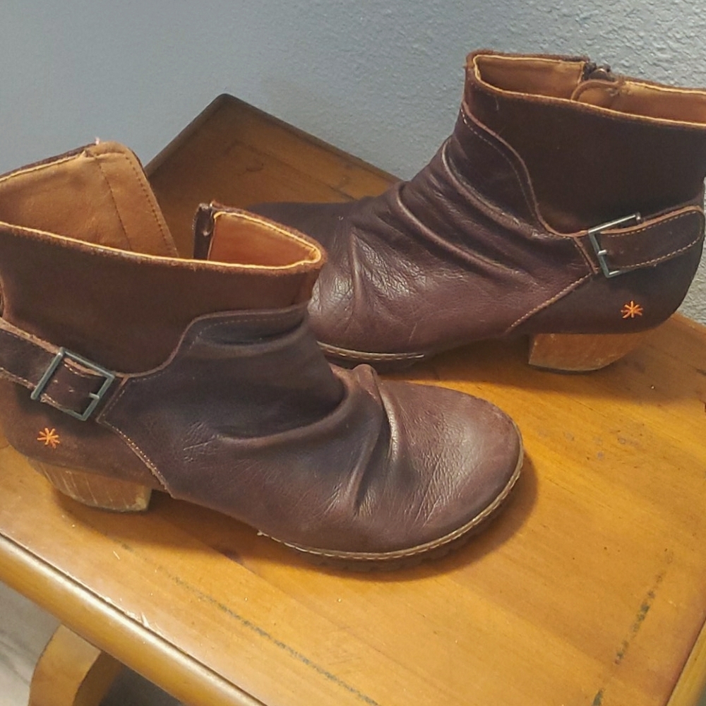Art womens boots from Spain